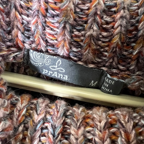 |•PRANA•| Large Callisto Knit Cowl Turtleneck Athleisure Sweater Size Medium - Picture 6 of 6